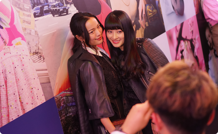 VOGUE GIRL 5th Anniversary Party : MirrorSnap Pro