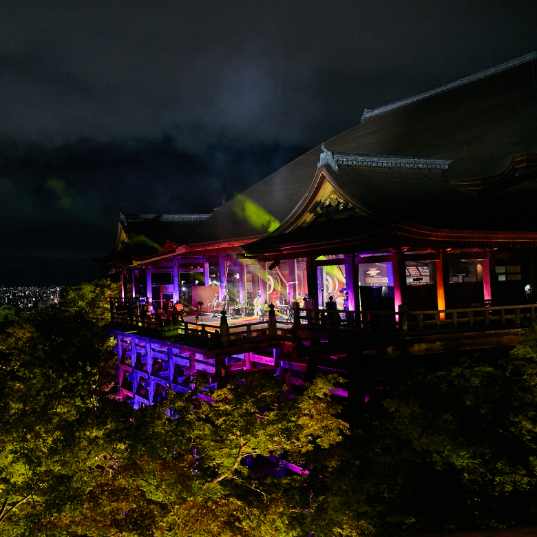 MIYAVI Virtual Live 6.0 in KYOTO “MIYAVI in KIYOMIZU”
